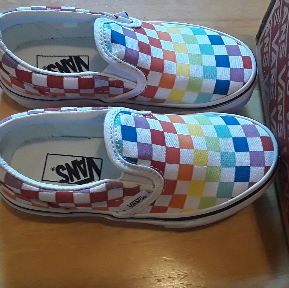 Vans rainbow checkerboard kids size 11 rainbow checkerboard color slip-ons
